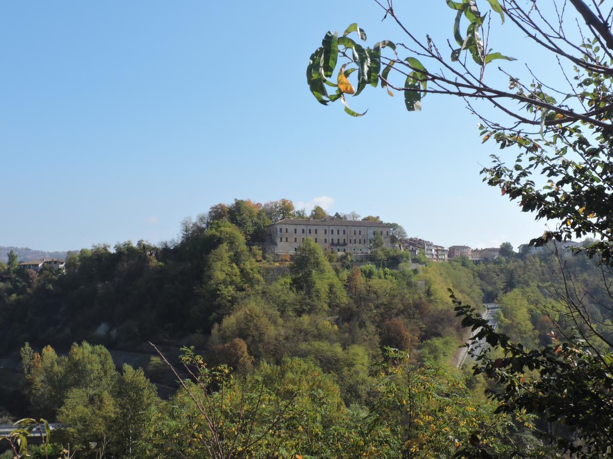 Locanda Montecarlo Lesegno Exterior photo